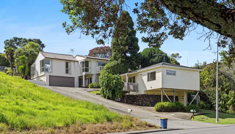 23 Glamorgan Drive, Torbay