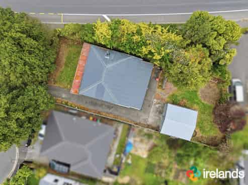 21 Defoe Place, Waltham