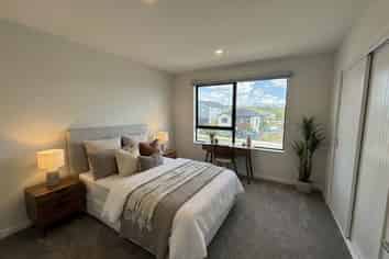 1/9 Bronzewater Drive, Silverdale