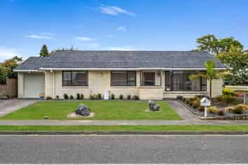 2 Hampton Place, Springvale