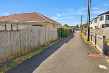 2/109A Kolmar Road, Papatoetoe