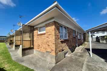 2/109A Kolmar Road, Papatoetoe