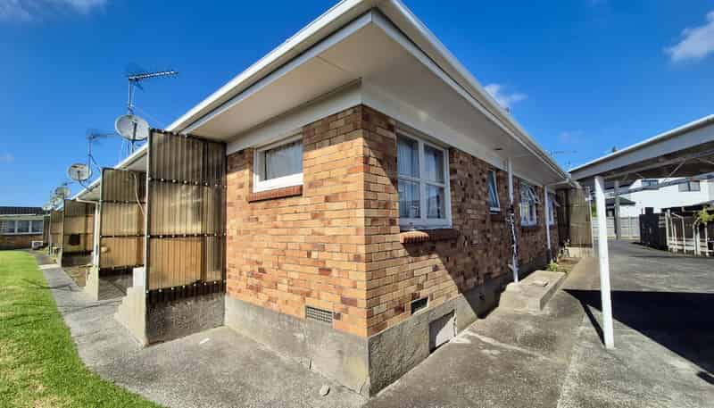 2/109A Kolmar Road, Papatoetoe