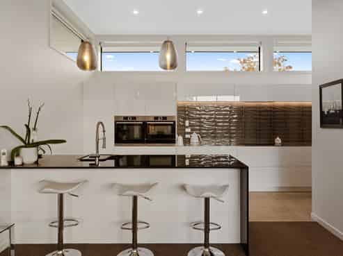 4 Carnaveron Drive, Lincoln