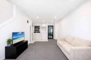 8/10 Avery Grove, Boulcott