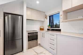 8/10 Avery Grove, Boulcott