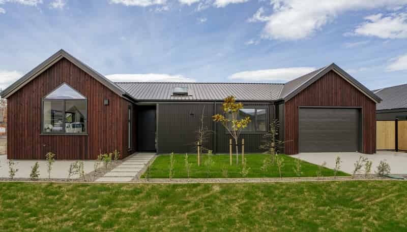 8 Tussock Way, Cromwell