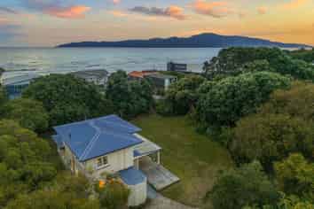 1 Raebern Lane, RAUMATI BEACH
