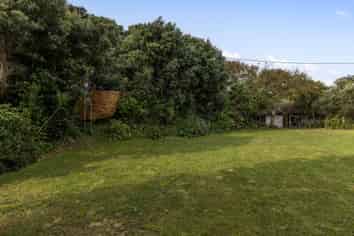 1 Raebern Lane, RAUMATI BEACH