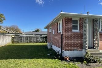 ***FIRST WEEK RENT FREE*** - Aanzicht 4