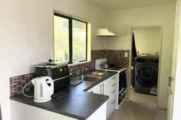 28 Hookway Grove, Paraparaumu