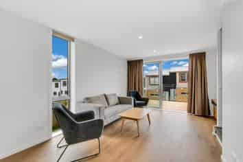 41 Helen Jenepher Lane, Mount Wellington