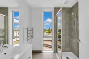 41 Helen Jenepher Lane, Mount Wellington