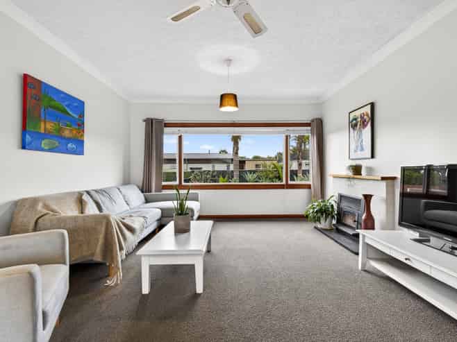 8 Anzac Avenue, Onekawa