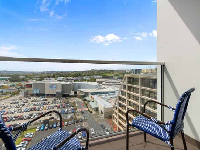 1208/17 Amersham Way, Manukau