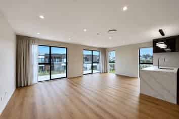 28 Kowaitau Avenue, Beachlands