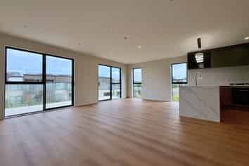 28 Kowaitau Avenue, Beachlands