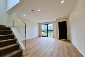 28 Kowaitau Avenue, Beachlands