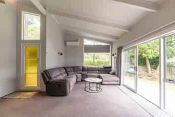 217 Whatawhata Road, Dinsdale