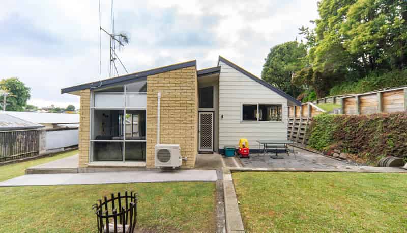 217 Whatawhata Road, Dinsdale