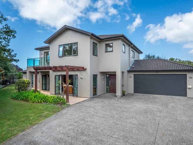 23 Ballymore Drive, Pinehill