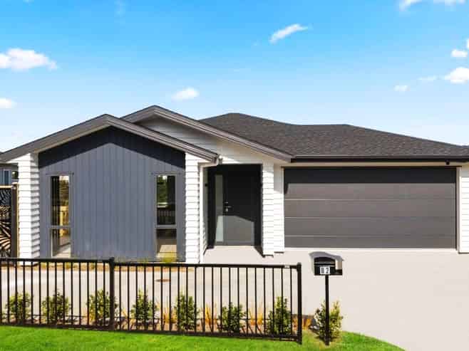 82 Arran Drive, Orewa