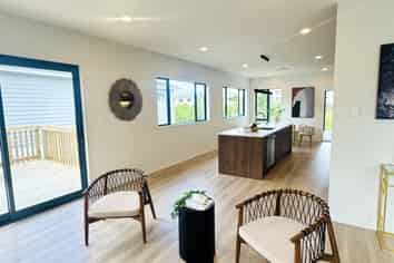 82 Arran Drive, Orewa