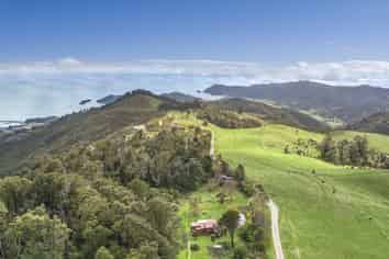 739 Bird Road, Clifton