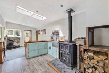 739 Bird Road, Clifton