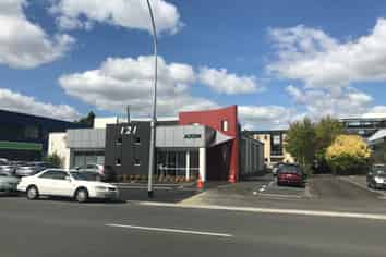 Owner Occupier Opportunity / or Lease