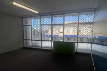 Professionals Delight on Great South Road 