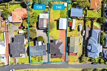 738 & 740 East Coast Road, Pinehill