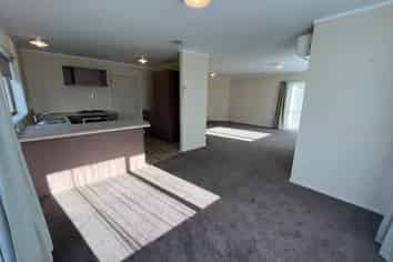 14 Emmerdale Mews, Highbury