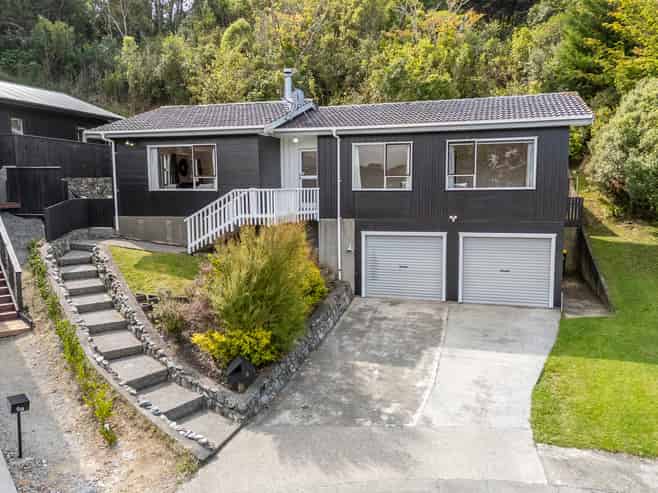 9 Venus Place, Whitby