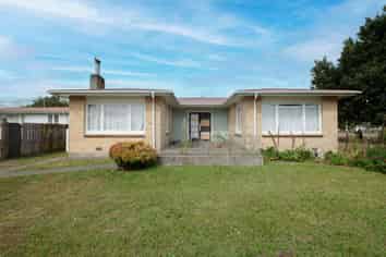 3 Pine Drive, Murupara