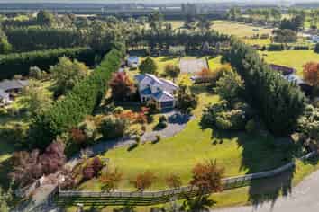 9 Faith Place, West Melton