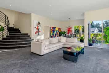 9 Faith Place, West Melton