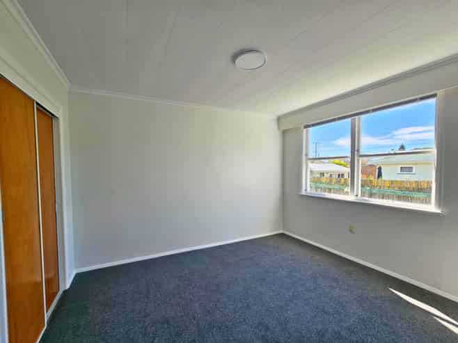 1/13A Karina Crescent, Redwoodtown