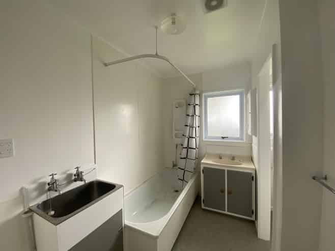 Hawkes Bay - Address withheld