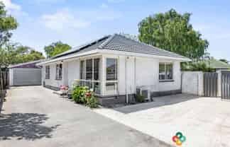 3 Besant Place , Avondale