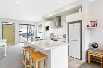 17 Ian Morrison Road, Hobsonville