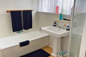 351 Oxford Street, Levin