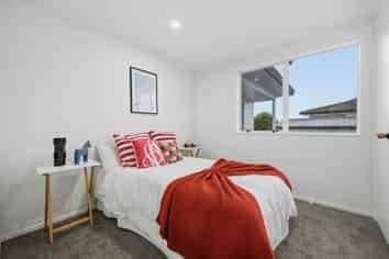 2/14 Silver Creek Road, Weymouth