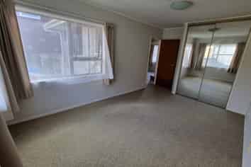 1 Cleve Road, Green Bay, Waitakere City, Auckland, Green Bay