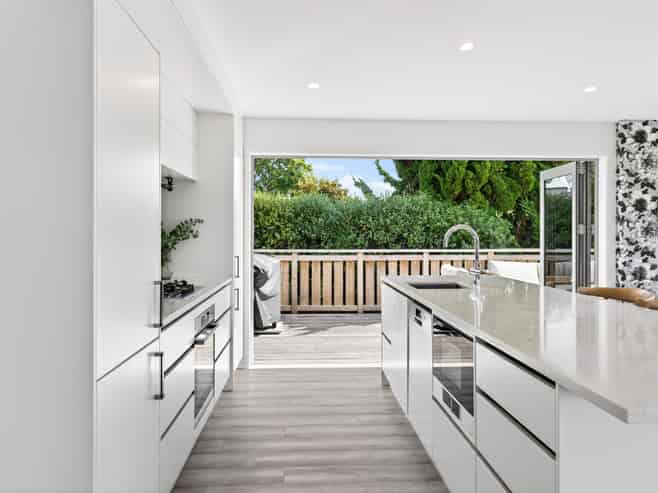 7 Enfield Road, Hospital Hill