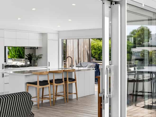 7 Enfield Road, Hospital Hill