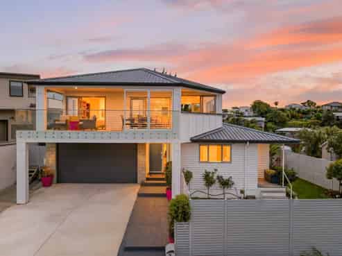 7 Enfield Road, Hospital Hill