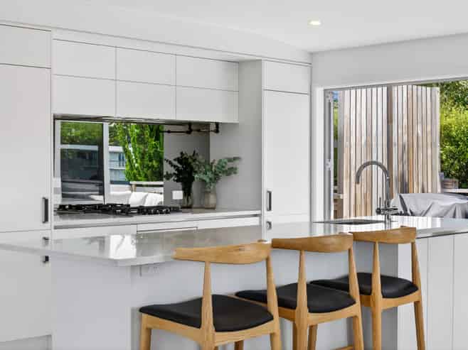 7 Enfield Road, Hospital Hill