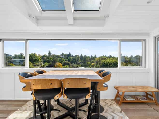 7 Enfield Road, Hospital Hill