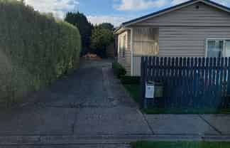 11 Stirling Street, Glengarry